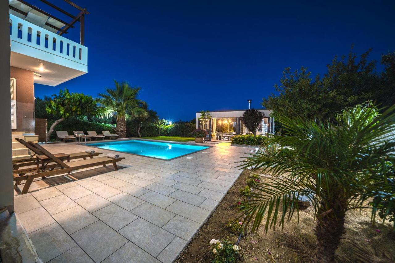 Petronila Luxury Villa With Heated Private Pool Kíssamos Exterior foto